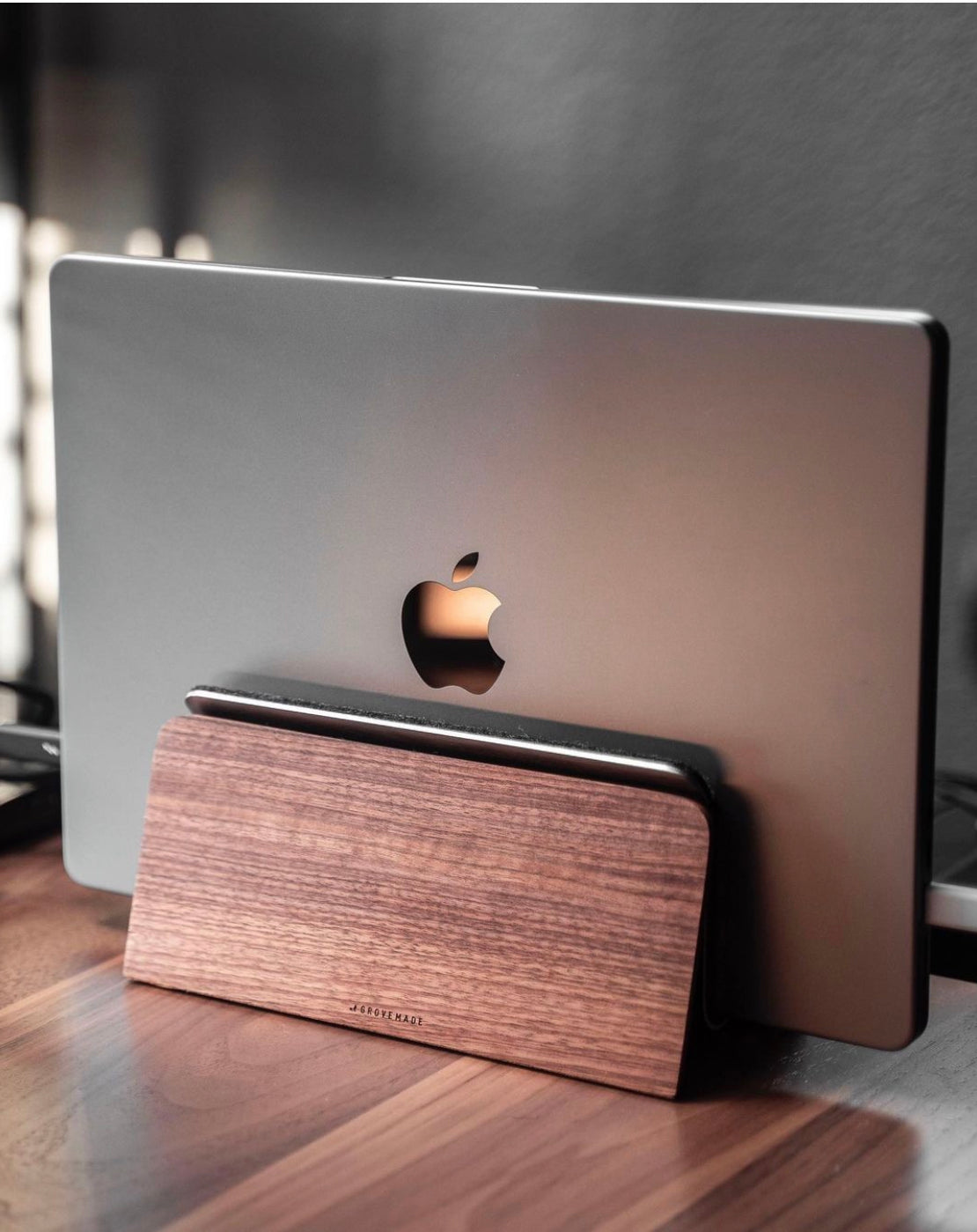 ZM wooden Laptop/Ipad holder for stand